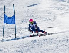 开云下载-年度焦点之战之夜，莫德里奇用时间的刻度掌控绿茵