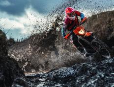 开云体育下载-决裂与荣耀，三笘薰的塞维利亚之夜