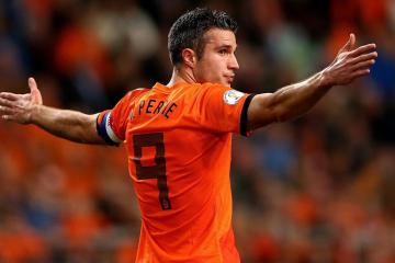 开云体育APP下载-平行时空的镜像，当拉沃尔杯的呐喊渗入美网孤岛，辛纳如何打赢一场双重战争？