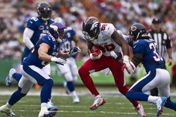 开云体育登录-摧枯拉朽！波尔狂揽30+三双，波兰轻取日本取三连胜