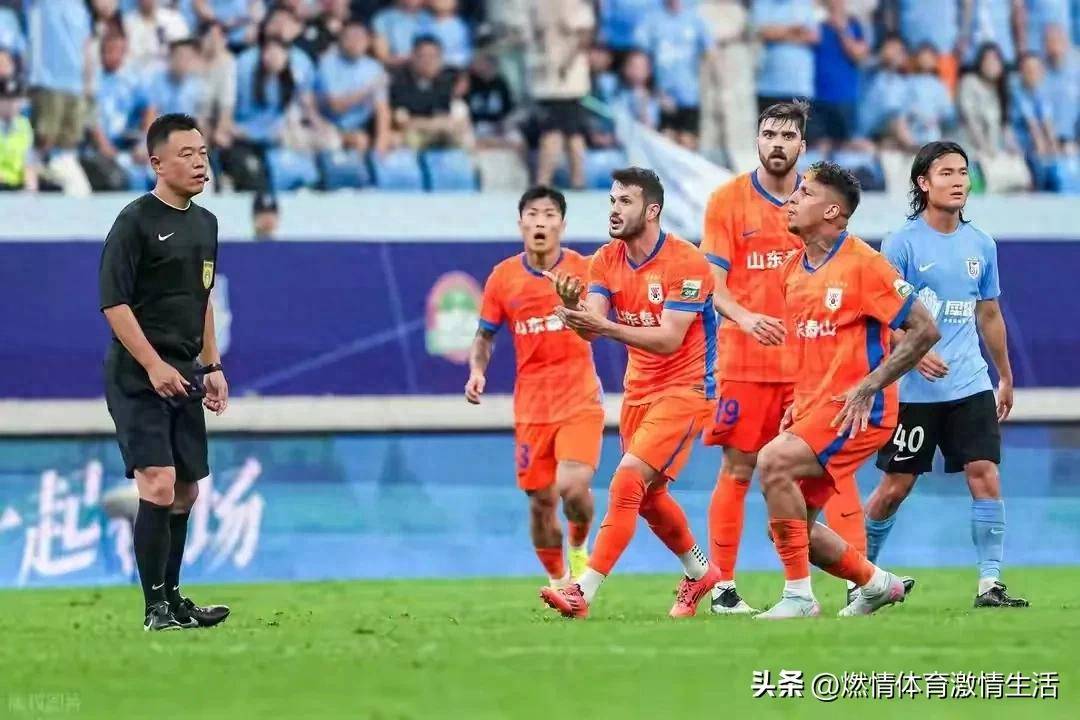 开云官方app入口-包含武汉卓尔客场击败山东鲁能，取得胜利的词条