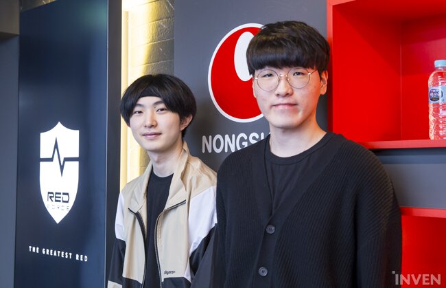 开云体育在线-NS险胜RNG，Xiaohu极限生还后反打鏖战多局淘汰赛，锁定晋级资格