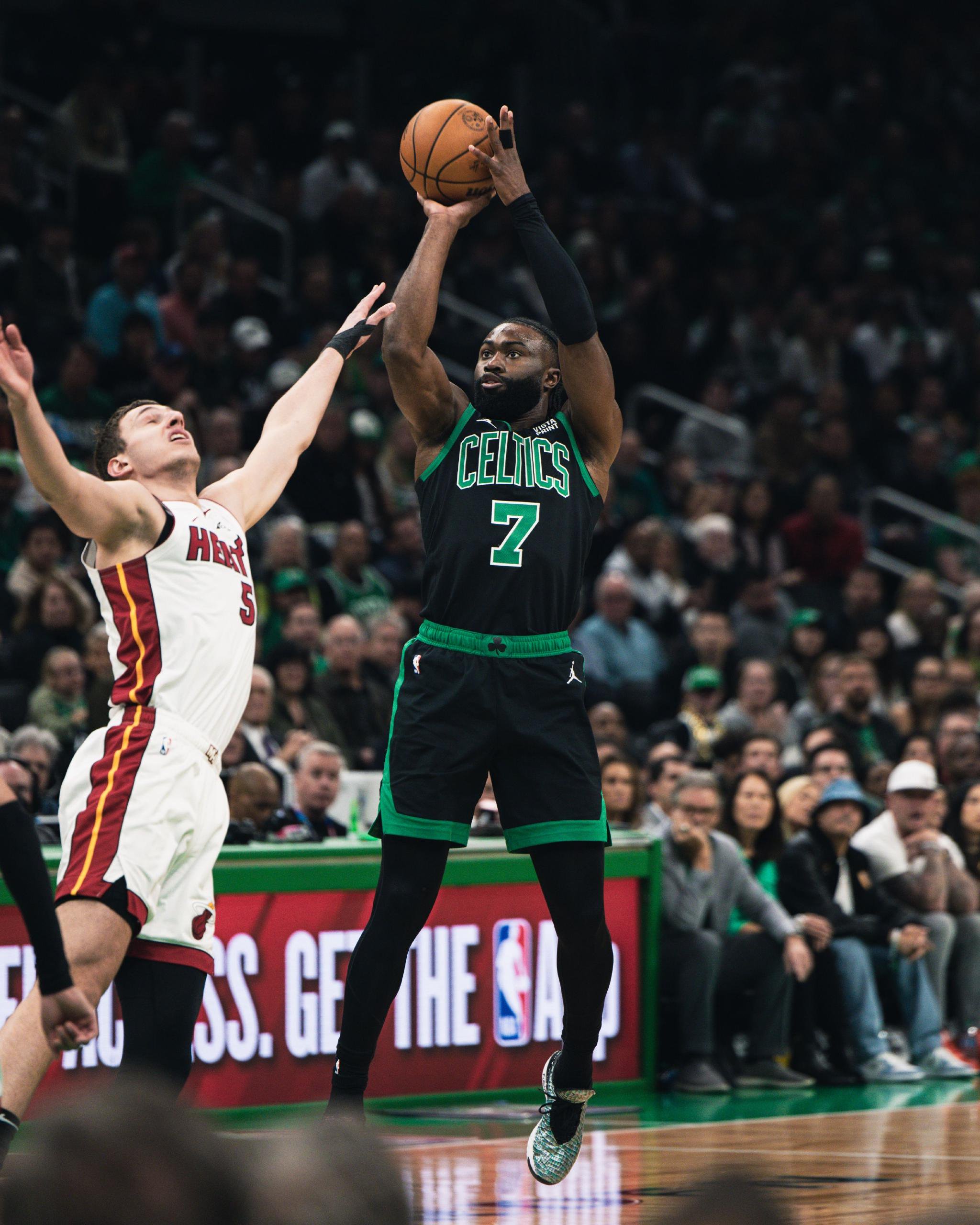 开云体育平台APP-热火胜凯尔特人，东部前四鏖战激烈