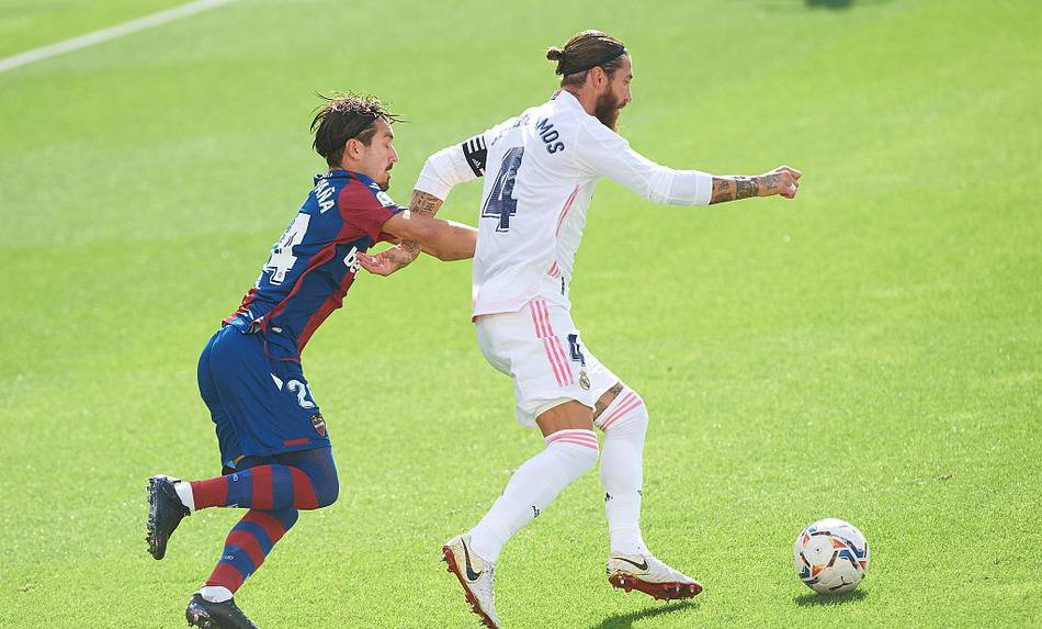 开云体育官方网站-罗马队豪取胜利，实现领跑积分榜的简单介绍