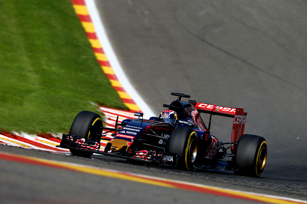 开云体育下载-法拉利横扫梅赛德斯，阿隆索高光表现的简单介绍